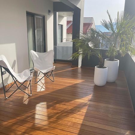 Omni House White Apartment Ioannina Bagian luar foto